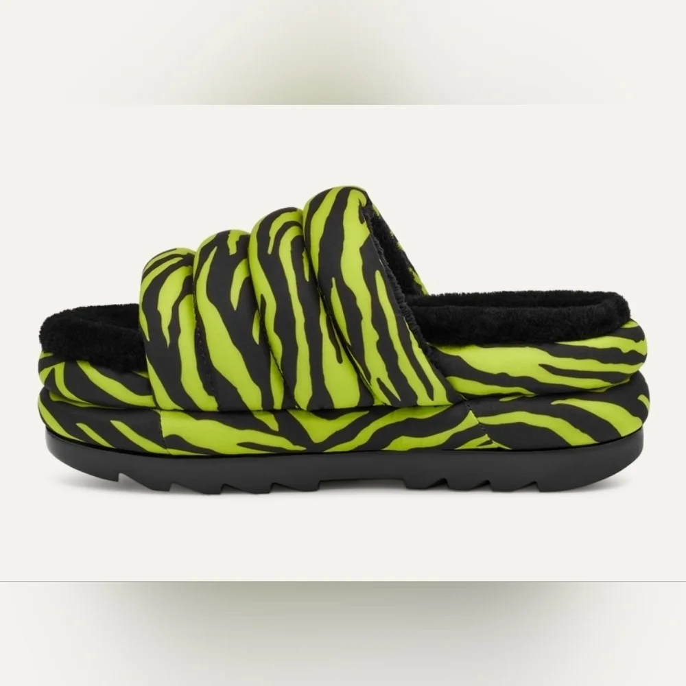 🔥NWOT | UGG Maxi Slide Tiger Print, Size 8